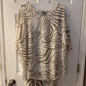 Simply Noelle Women's Top Size XXL Tan & White Zebra Print